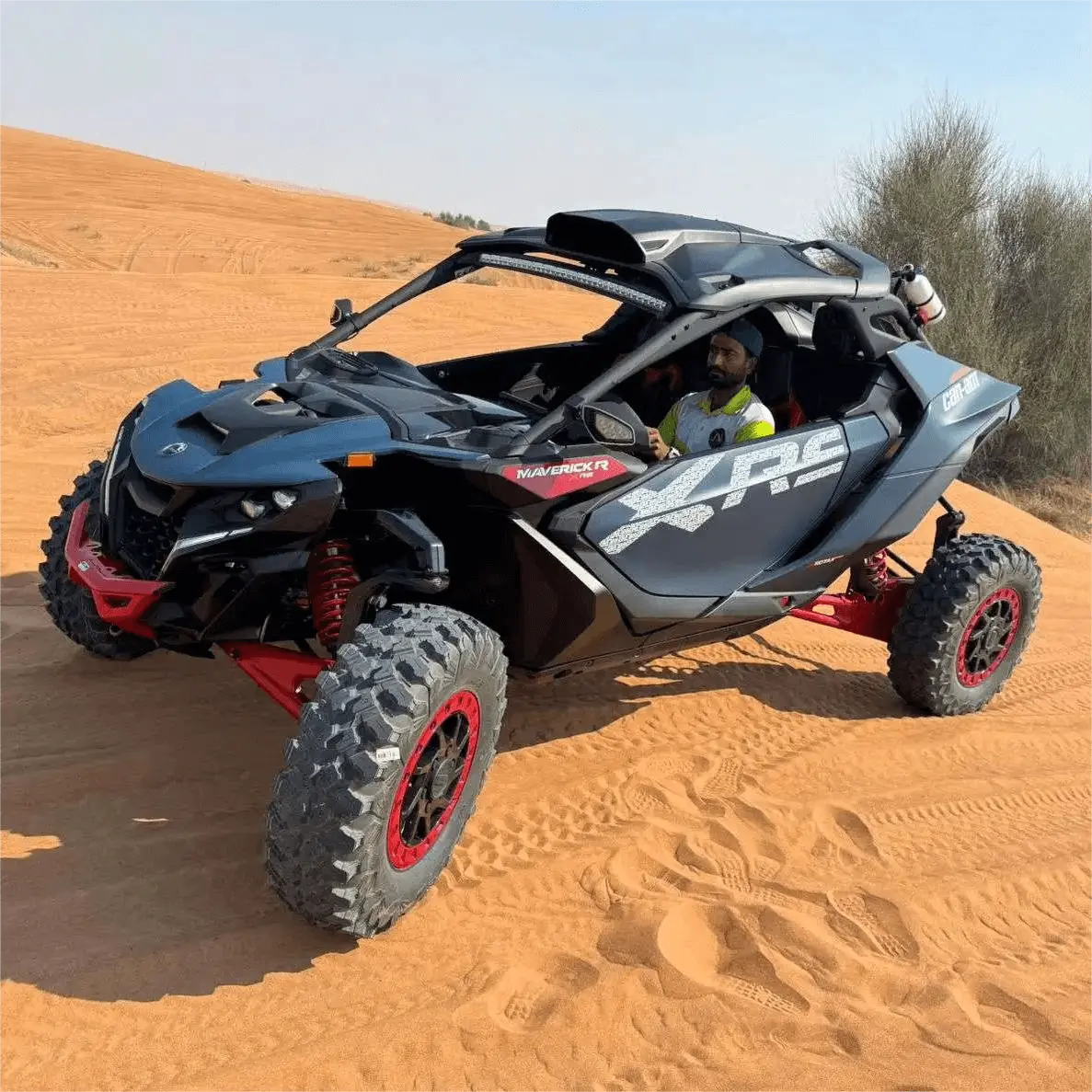 4-persons-2-hour-polaris-buggy-dubai